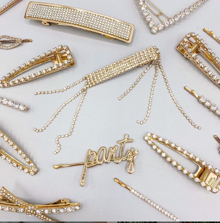 Fashion Hair Clips: Elevate Your Style with Trendy Accessories